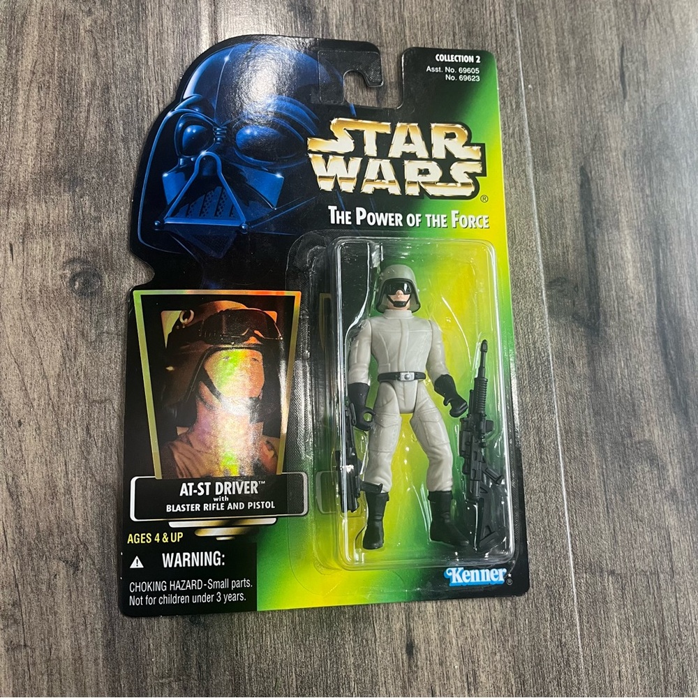 1997 Hasbro Star Wars Freeze Frame AT-ST DRIVER 3.75" action figure - RARE! NEW